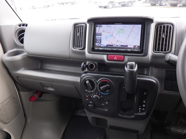 Suzuki EVERY 2018-11 183440-15
