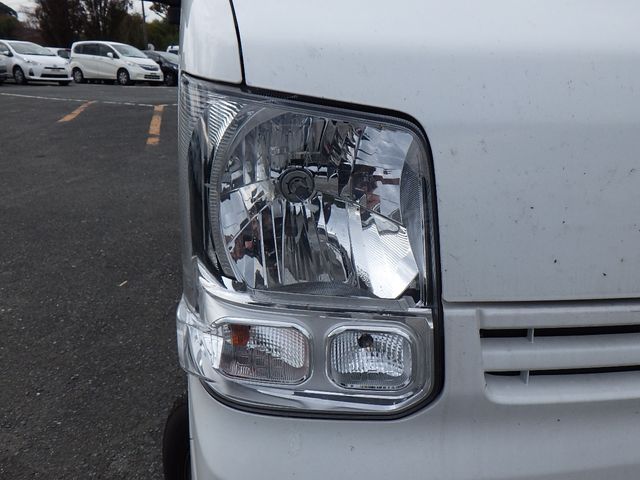 Suzuki EVERY 2018-11 183440-21