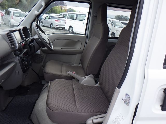 Suzuki EVERY 2018-11 183440-9