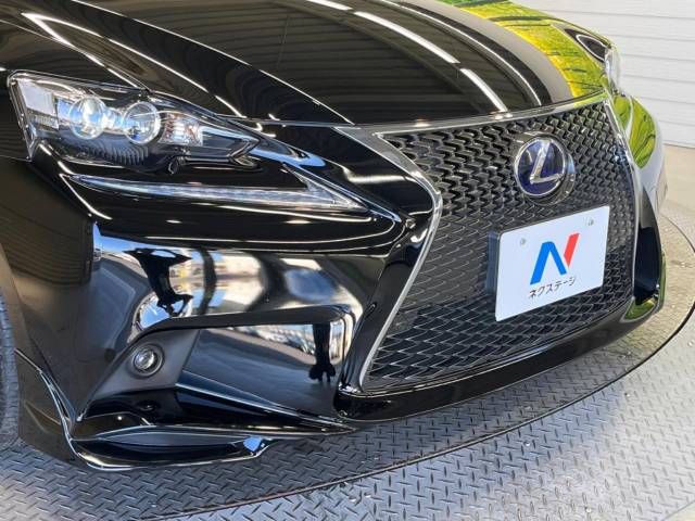 Lexus IS 2015-01 182196-4