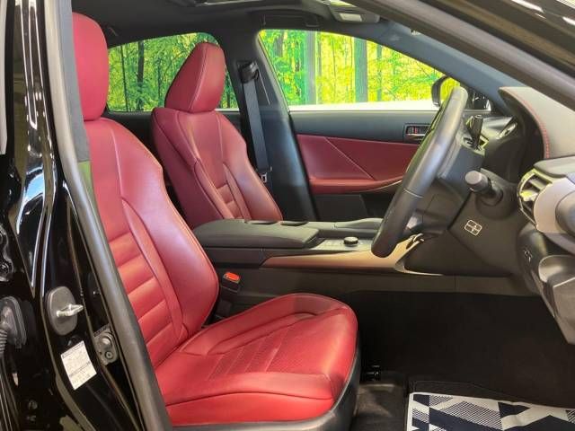 Lexus IS 2015-01 182196-6