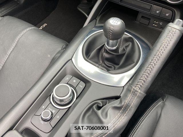 Mazda ROADSTER 2022-01 338996-9
