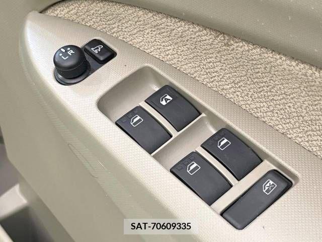 Daihatsu MOVE 2011-07 327093-7