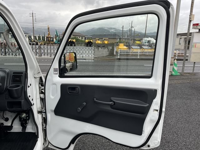 Nissan CLIPPER 2019-07 16606-26