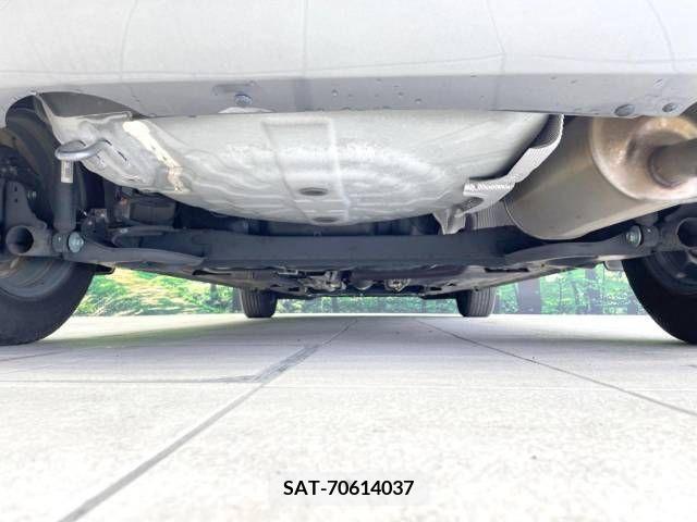 Nissan NOTE 2014-03 348241-19