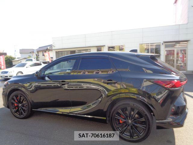 Lexus RX 2023-05 363067-10