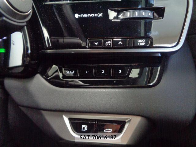Lexus RX 2023-05 363067-17