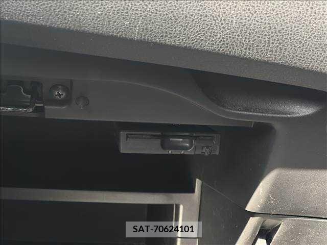 Nissan NOTE 2016-02 256350-10
