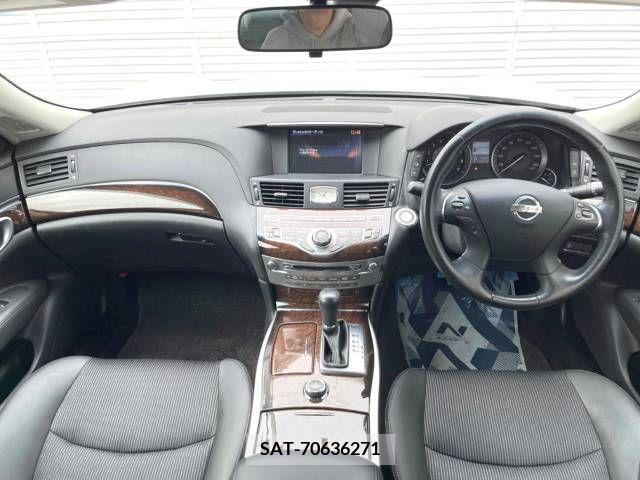Nissan FUGA 2010-08 248404-1