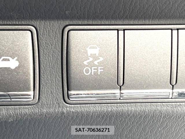 Nissan FUGA 2010-08 248404-5