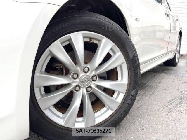 Nissan FUGA 2010-08 248404-14