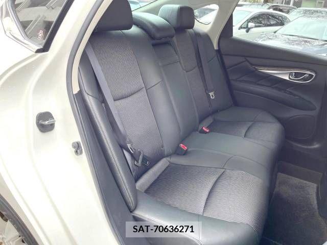 Nissan FUGA 2010-08 248404-10