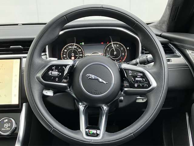 Jaguar XF 2021-06 7391-5
