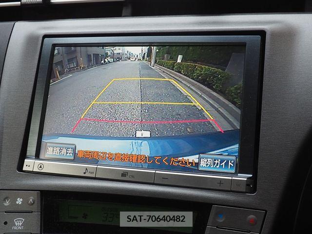 Toyota PRIUS 2014-06 352559-4