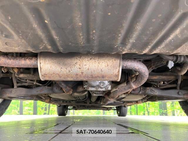 Nissan SERENA 2012-03 367808-19