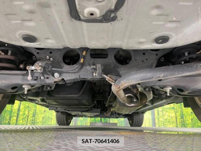 Toyota HARRIER 2015-10 340667-19