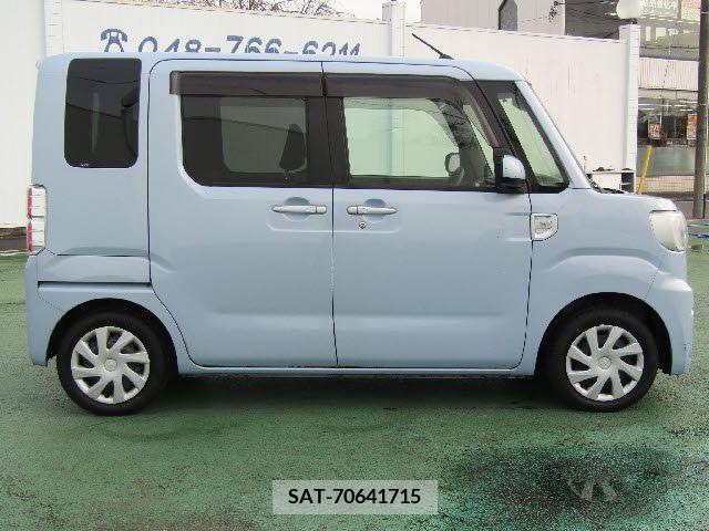 Toyota Pixis Mega 2019-01 204769-17