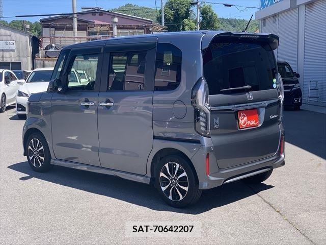 Honda N BOX CUSTOM 2018-10 306992-17