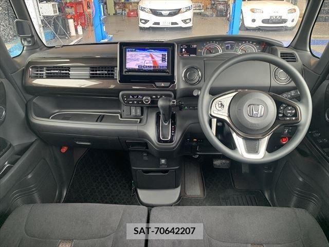 Honda N BOX CUSTOM 2018-10 306992-1