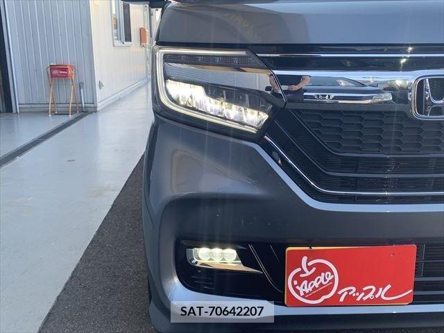 Honda N BOX CUSTOM 2018-10 306992-12