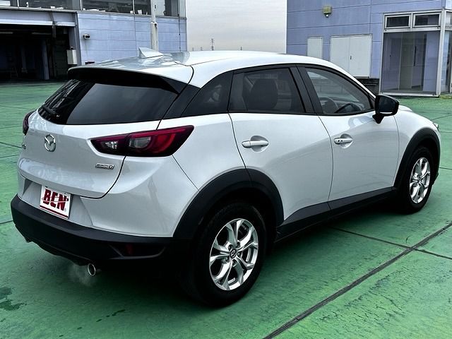 Mazda CX-3 2016-07 1685-2