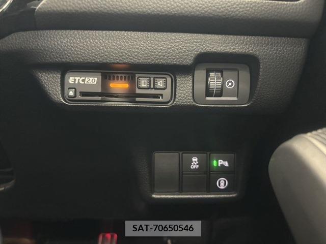 Honda CIVIC 2022-02 381499-5