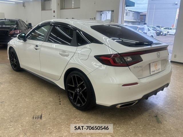 Honda CIVIC 2022-02 381499-17