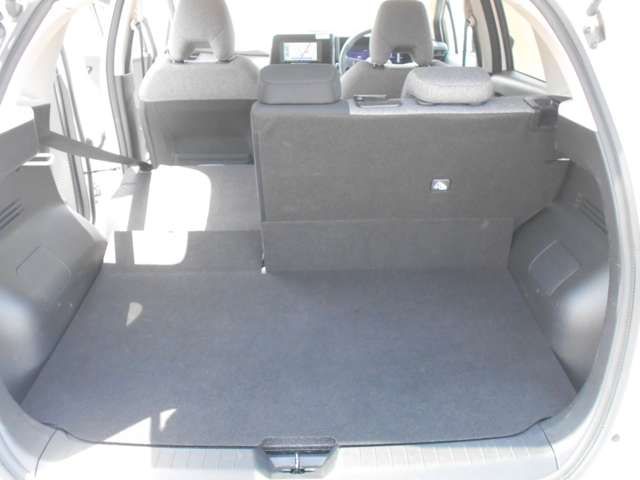 Nissan NOTE 2022-03 2033-9
