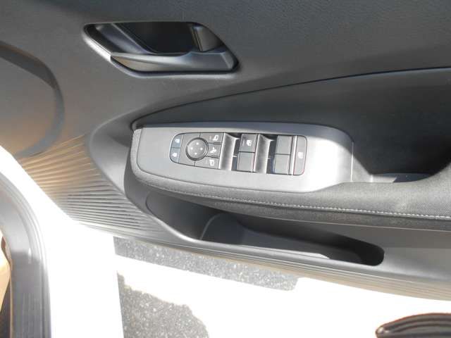 Nissan NOTE 2022-03 2033-17