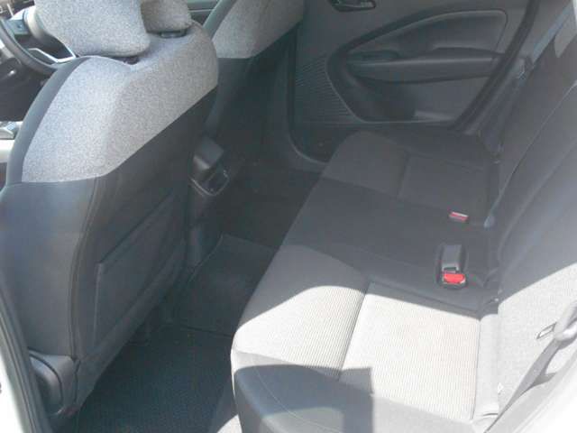 Nissan NOTE 2022-03 2033-7