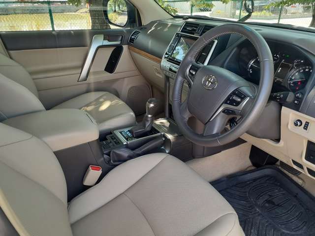 Toyota PRADO 2021-03 8124-1