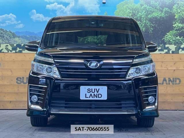 Toyota VOXY 2015-06 347157-14