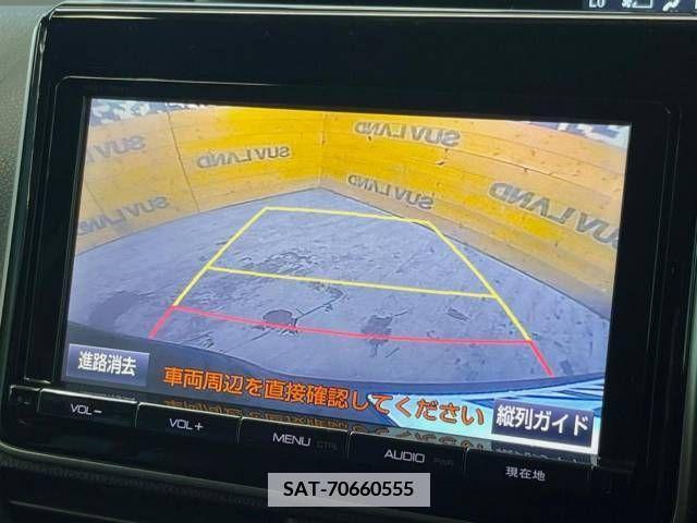 Toyota VOXY 2015-06 347157-3