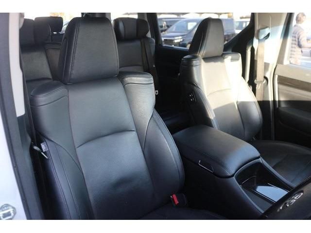Toyota ALPHARD HYBRID 2016-11 191097-11