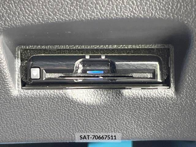 Toyota PRIUS 2016-09 281782-5