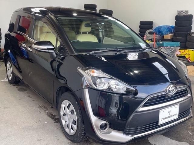 Toyota SIENTA 2015-12 1153-2