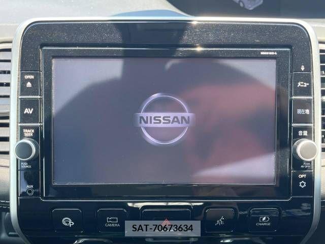 Nissan SERENA 2019-03 325002-5