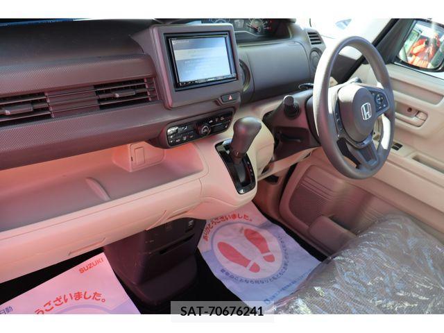 Honda N BOX 2020-10 207469-1
