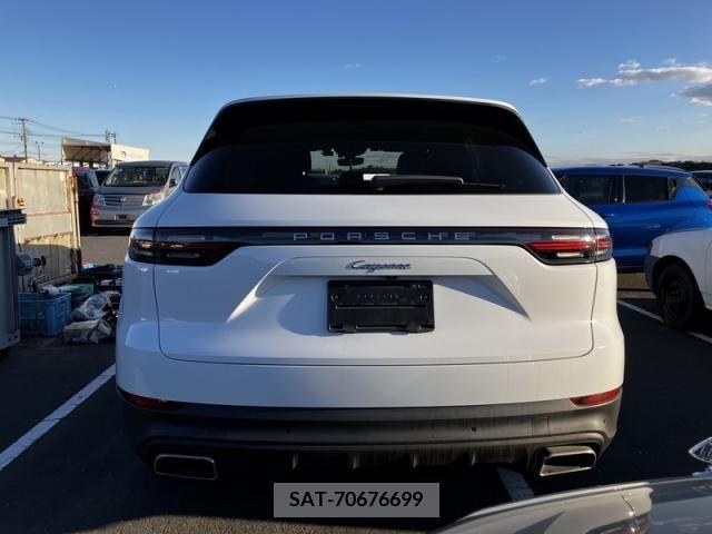 Porsche CAYENNE 2018-11 257443-1