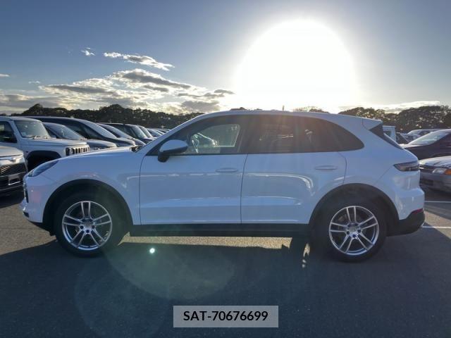 Porsche CAYENNE 2018-11 257443-14
