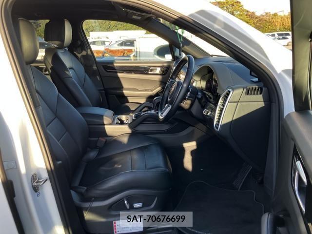 Porsche CAYENNE 2018-11 257443-5