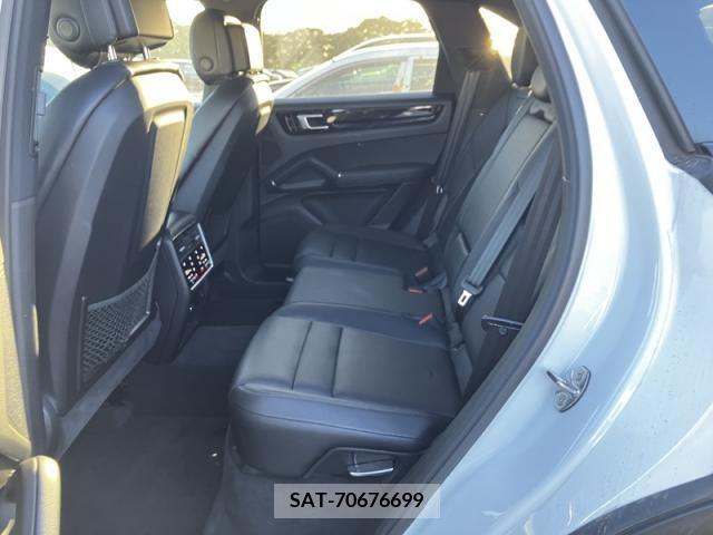 Porsche CAYENNE 2018-11 257443-7