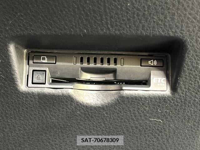 Toyota C-HR 2018-07 264091-6