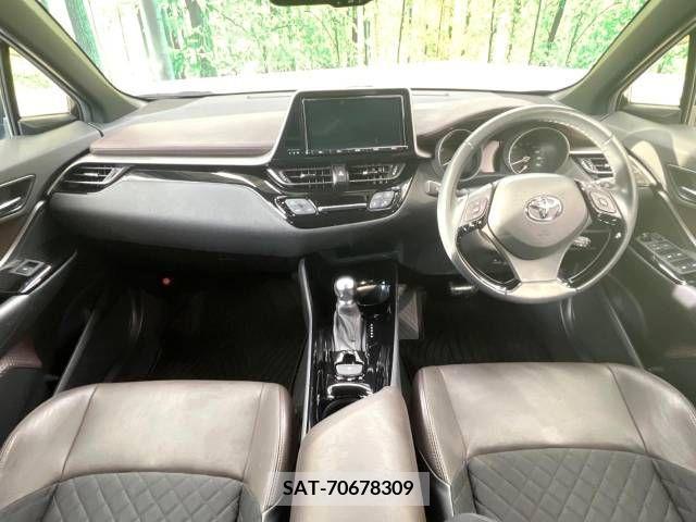 Toyota C-HR 2018-07 264091-1