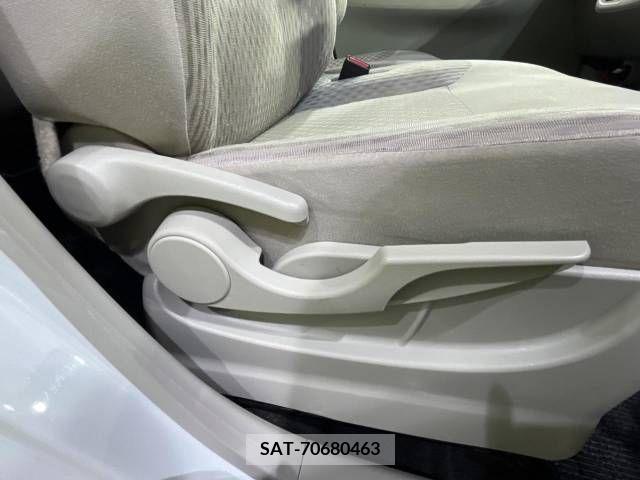 Daihatsu MOVE 2015-12 277985-5