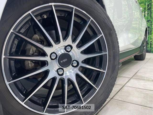 Toyota YARIS 2022-02 371466-13