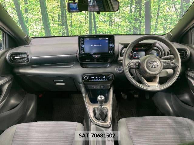 Toyota YARIS 2022-02 371466-1