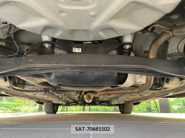 Toyota YARIS 2022-02 371466-18
