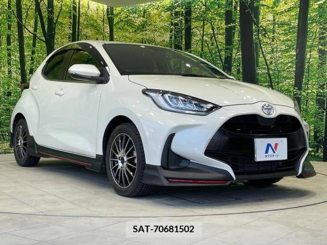 Toyota YARIS 2022-02 371466-16