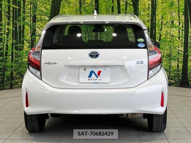 Toyota AQUA 2019-07 389307-14